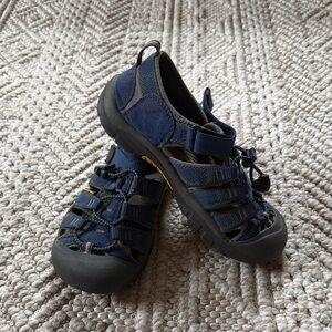 Keen Navy and Black Closed-Toe Kids Sandals